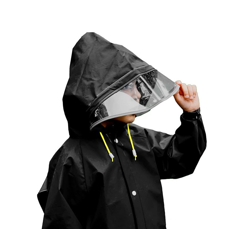 Płaszcz przeciwdeszczowy dla chłopca czarny Batman