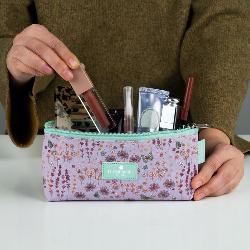 Piórnik Morning Dew jako kosmetyczka na pędzle i akcesoria.