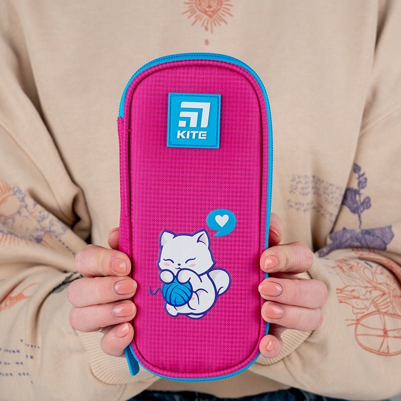 Piórnik szkolny saszetka dla dziewczynek różowy z kotkiem