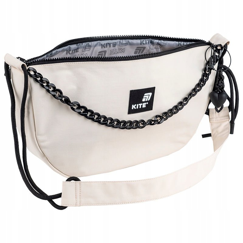 Zbliżenie na suwak i przeszycia – solidne wykonanie i design