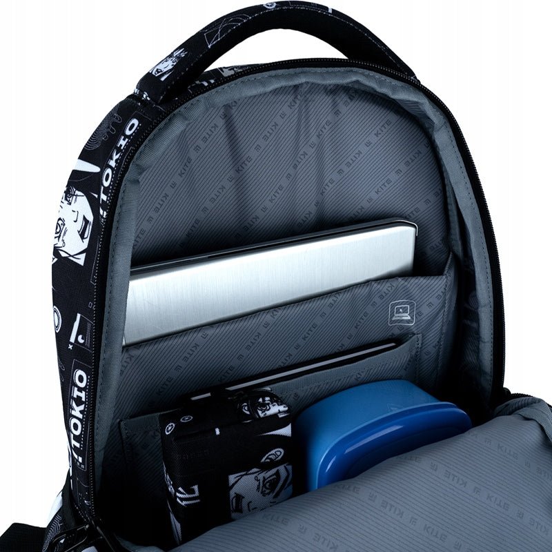 Plecak młodzieżowy ortopedyczny czarno biały anime