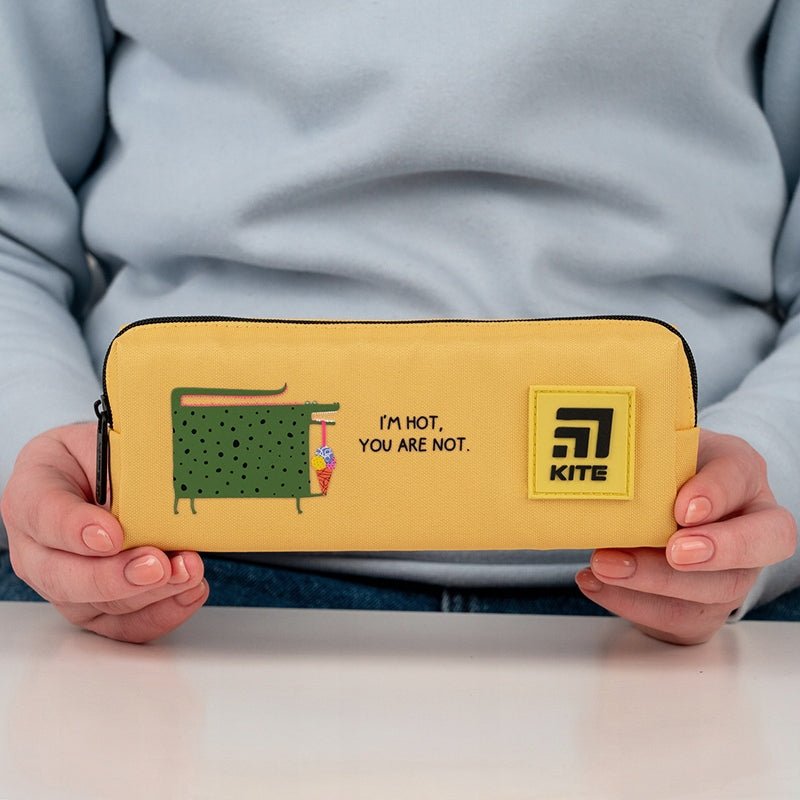 Piórnik saszetka szkolny żółty