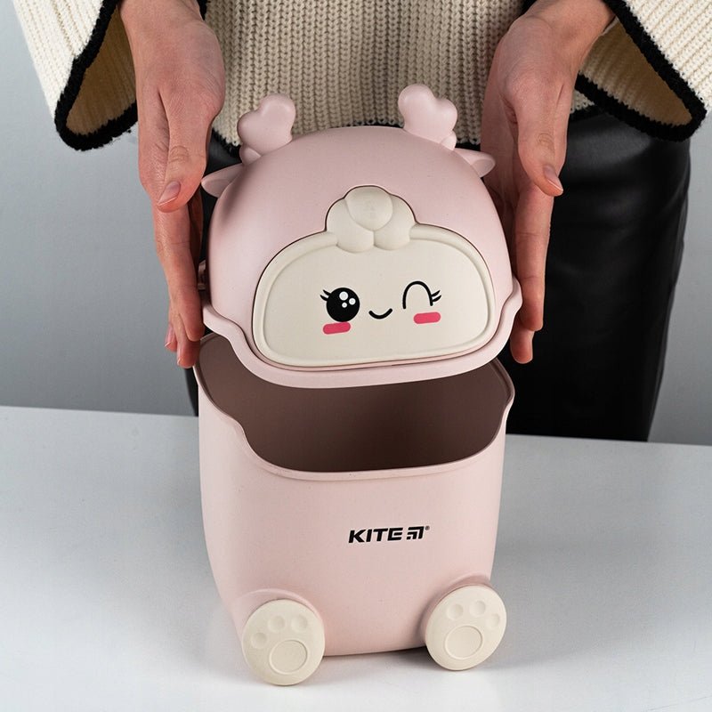 Kosz na śmieci na biurko dla dziecka różowy