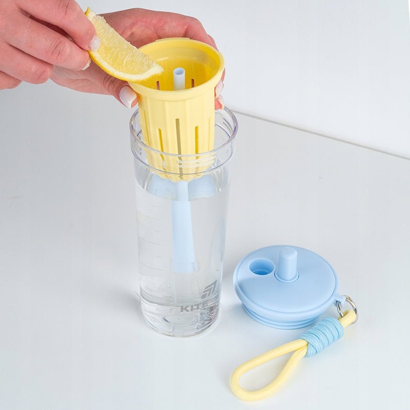 Butelka sportowa Kite z rurką i wyjmowaną wkładką na owoce lub lód