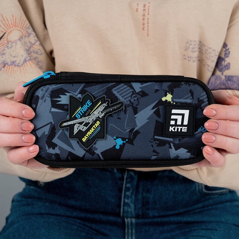 Piórnik saszetka dla chłopca z samolotem