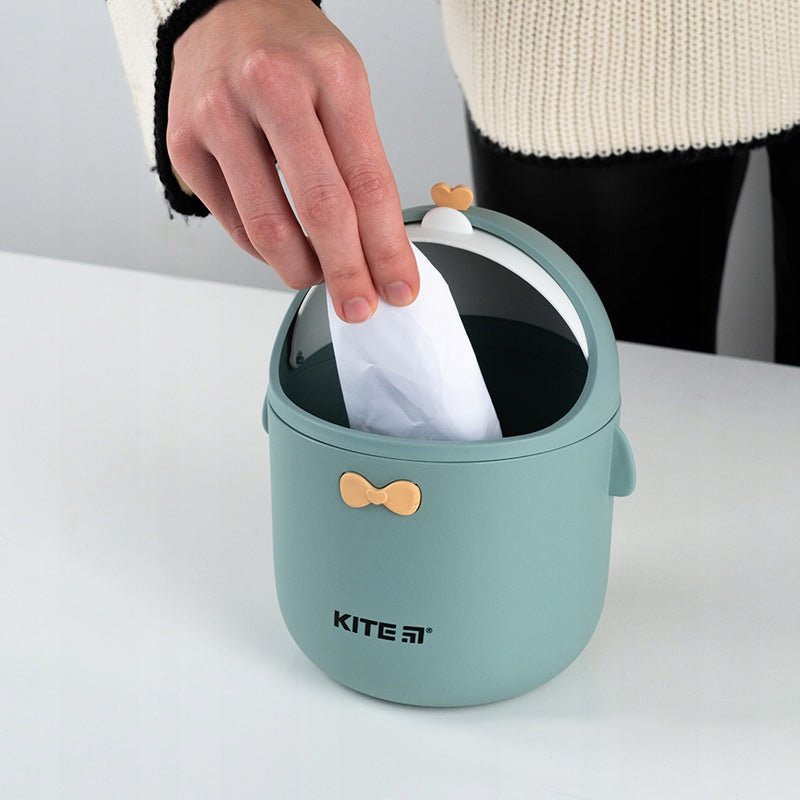 Kosz na śmieci na biurko dla dziecka zielony maskotka