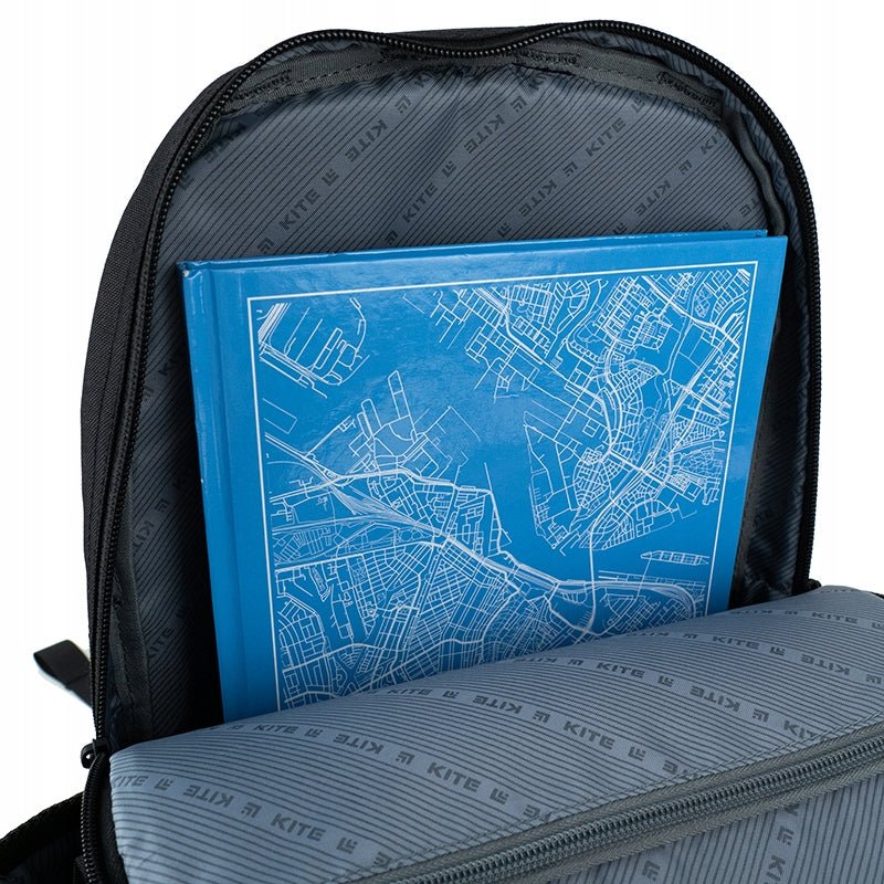 Plecak szkolny młodzieżowy czarny z napisem LED