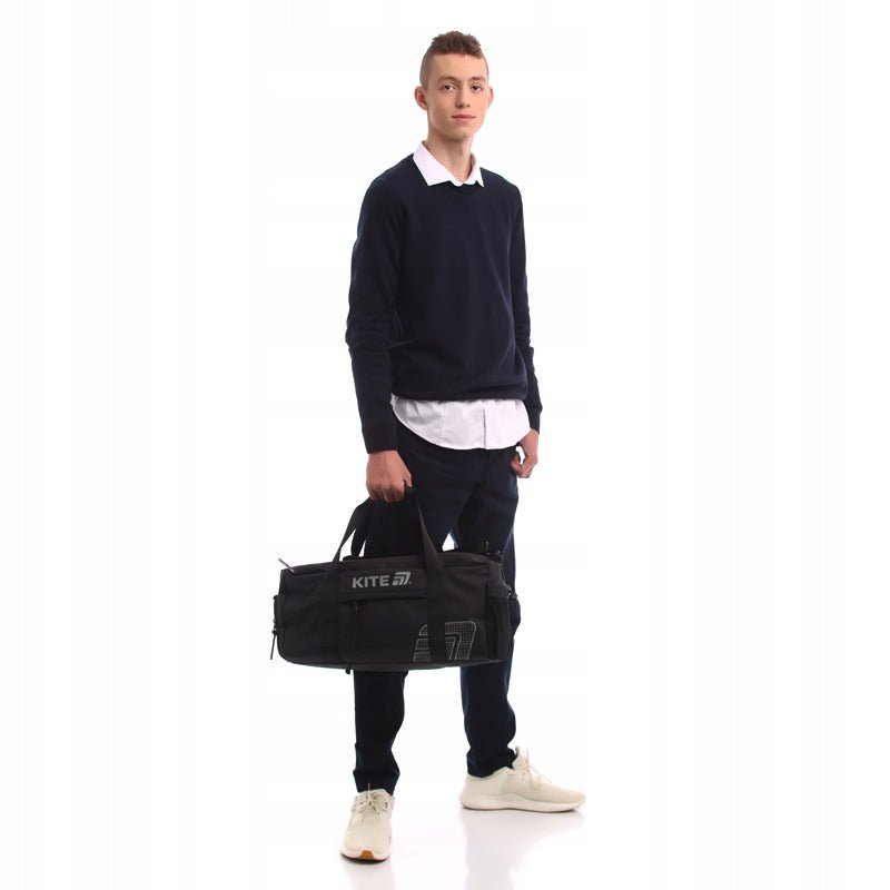 Lekka torba Kite K25-2530-1 w czarnym stylu, z licznymi kieszeniami i nowoczesnym designem