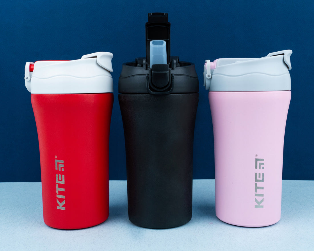 Kubek termiczny ze słomką