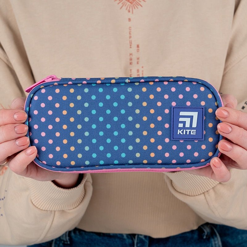 Piórnik saszetka dla dziewczynki