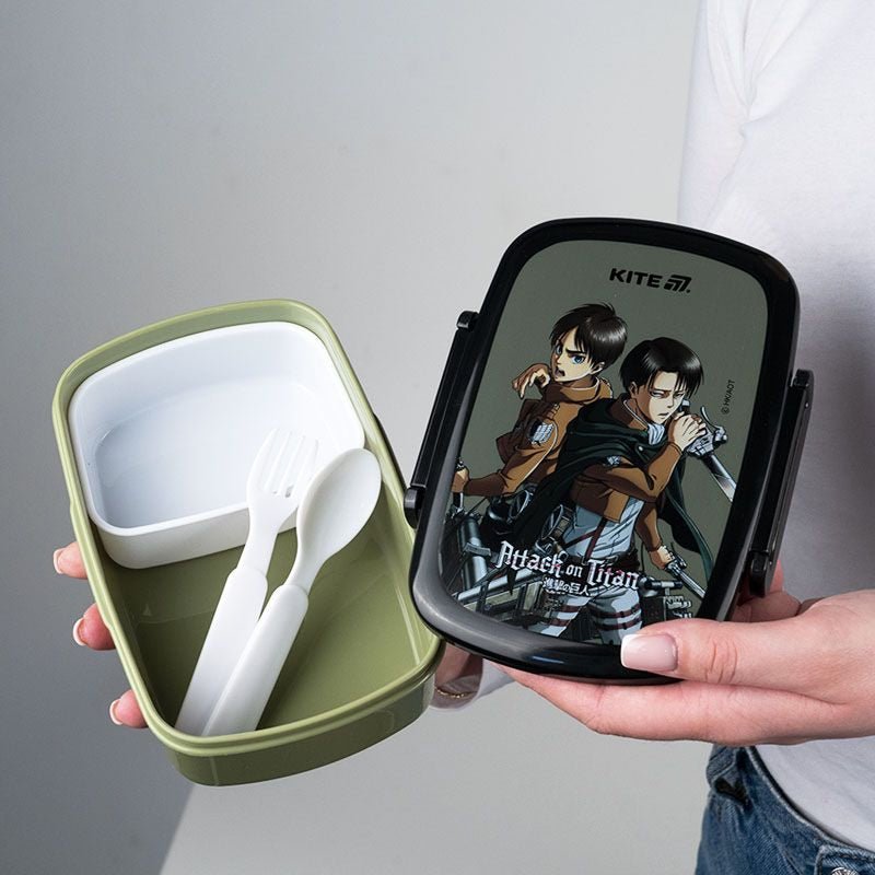 Lunchbox Śniadaniówka ze Sztućcami 750 ml Attack on Titan Kite