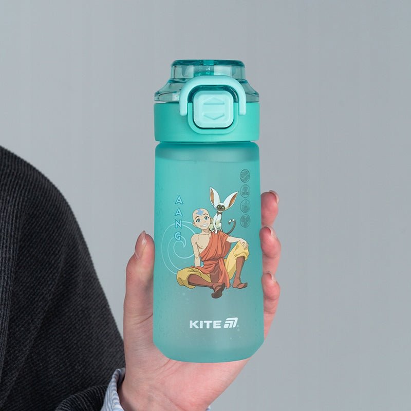 Butelka z uchwytem ułatwiającym noszenie dla dzieci