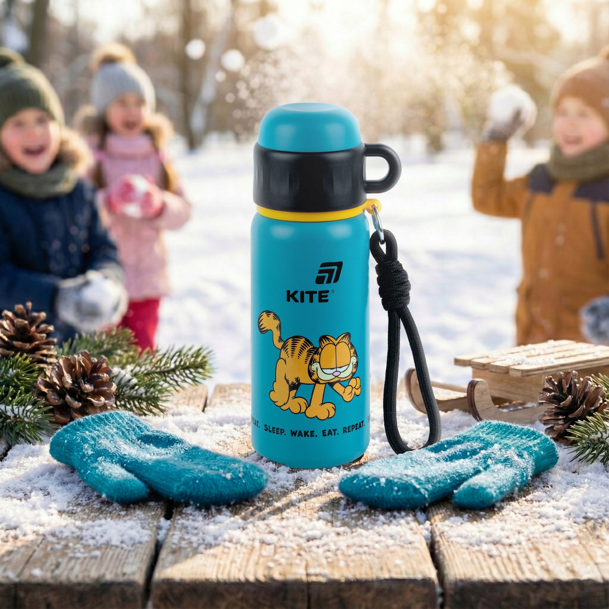 Termos szkolny Garfield z uchwytem i zamknięciem nieprzeciekającym