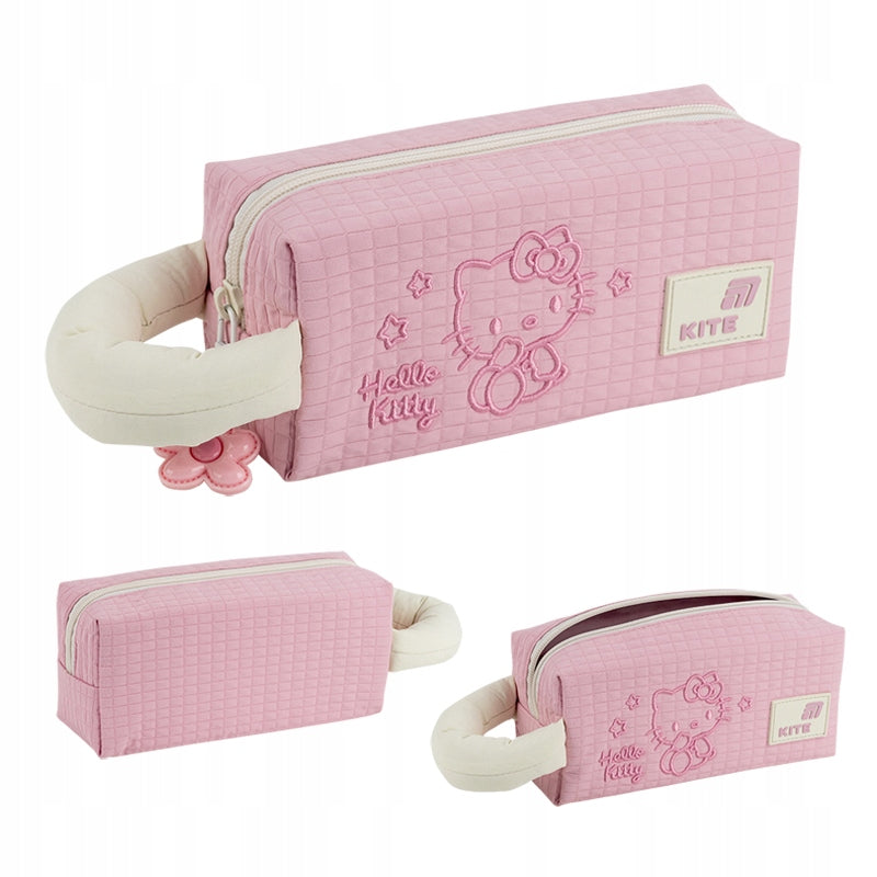 Piórnik saszetka Hello Kitty w jasnoróżowym kolorze – widok z każdej strony.