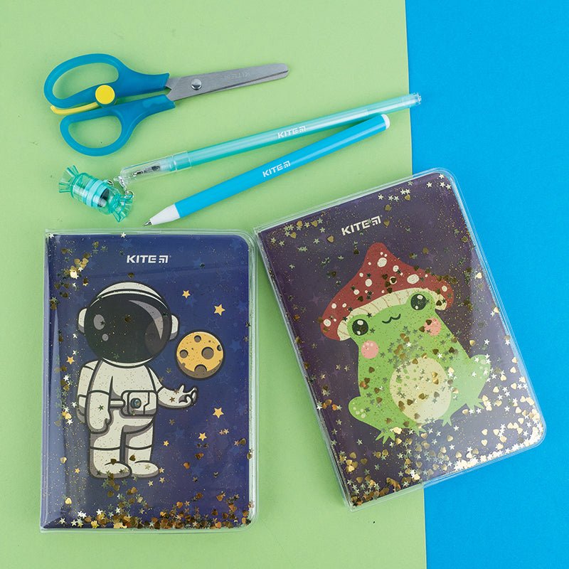 Notatnik A6 w silikonowej okładce 80 kartek Spaceman