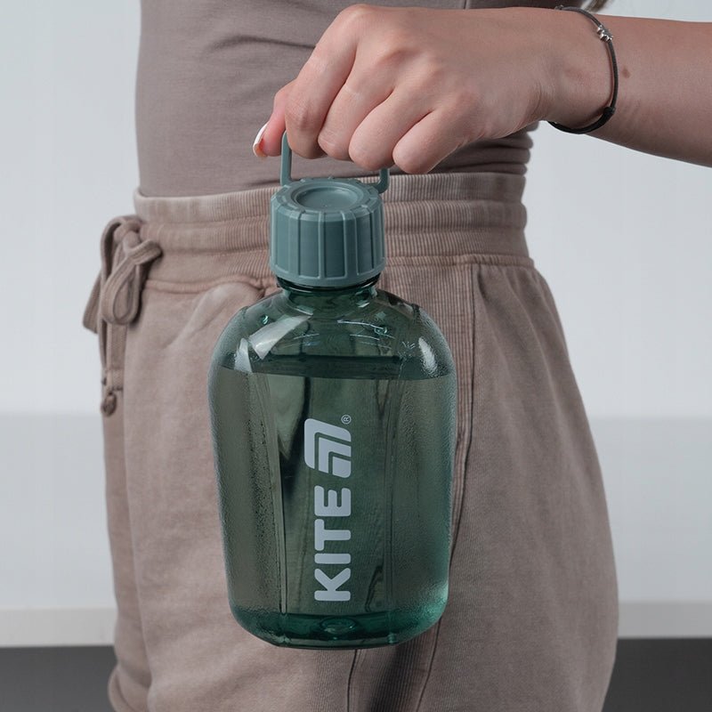 Przezroczysty bidon z logo Kite do szkoły i pracy