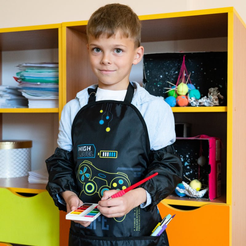 Fartuszek z rękawami do szkolnych lekcji kreatywnych dla chłopca Good Game
