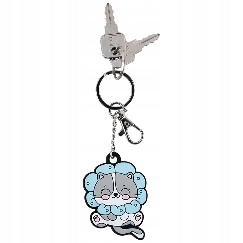 Brelok kotek zawieszony na kluczach