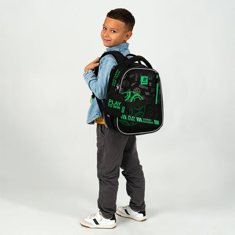 Lekki tornister Kite K25-555S-2 z ortopedyczną ramą i portfelem w zestawie