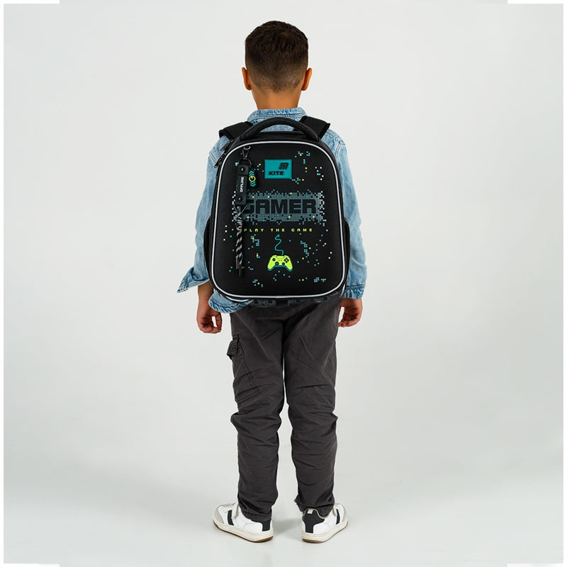 Tornister do szkoły z nóżkami ortopedyczny dla chłopca 6 lat Play the Game