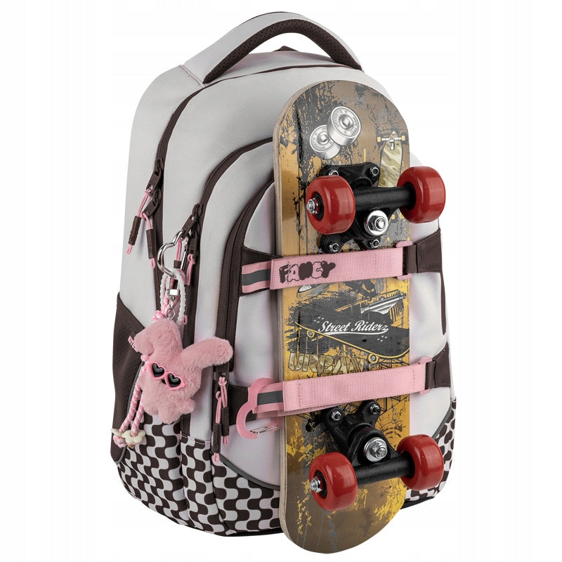 Mocowanie na rzep do pennyboardu.