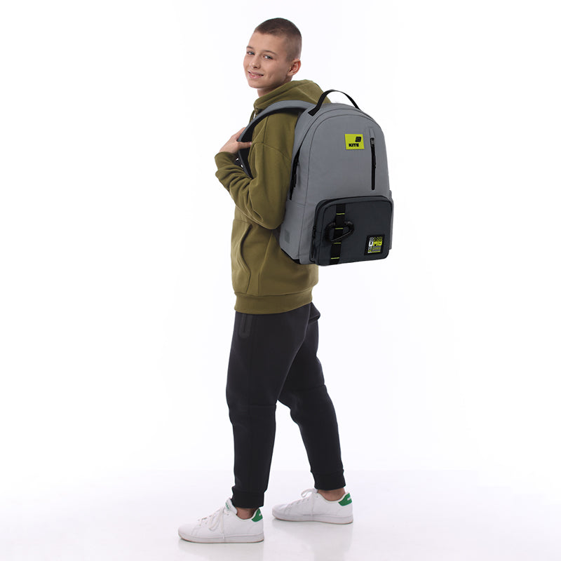 Plecak szkolny Kite – widok na dziecku