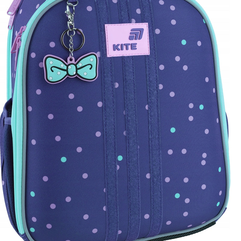 Gumowe badge na rzep oraz gumowy brelok-zawieszka jako dekoracja tornistra Kite