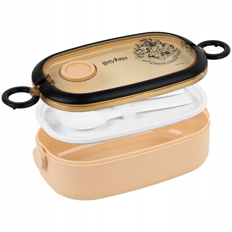 Wnętrze lunchboxa z przegrodą i kompletem sztućców