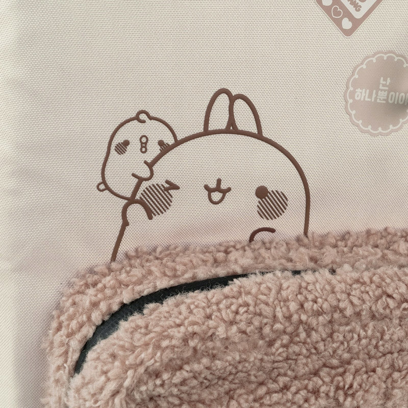 Wystrój: nadruk trójwymiarowy, kieszeń pluszowa