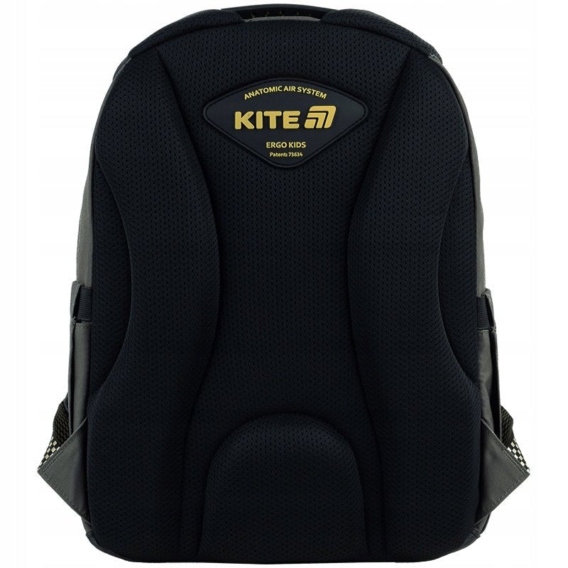 ergonomiczne plecy z systemem ergo kids w szarym plecaku szkolnym