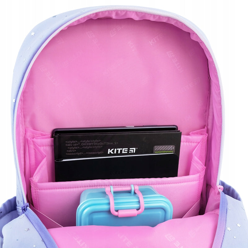 Przednia kieszeń plecaka szkolnego Kite zapinana na zamek