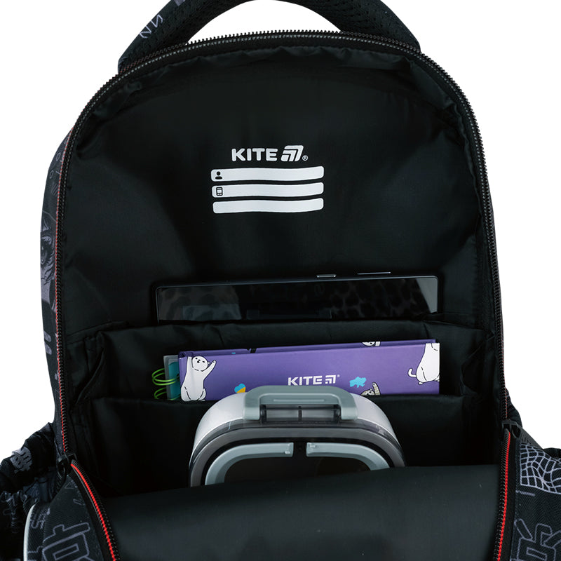 Główne komory plecaka szkolnego Kite na książki i zeszyty