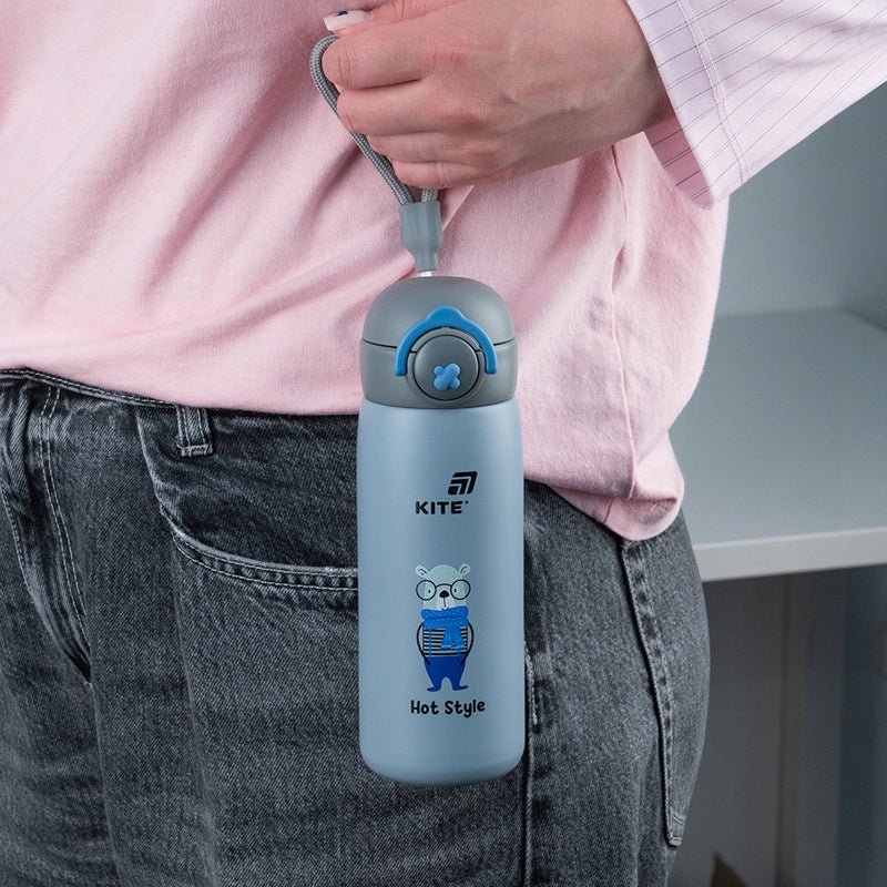 Termos z matowym wykończeniem - bezpieczny chwyt