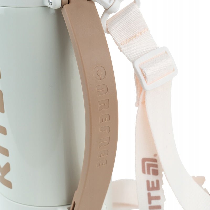 Termos podróżny z pokrywką-kubkiem i szczelną konstrukcją