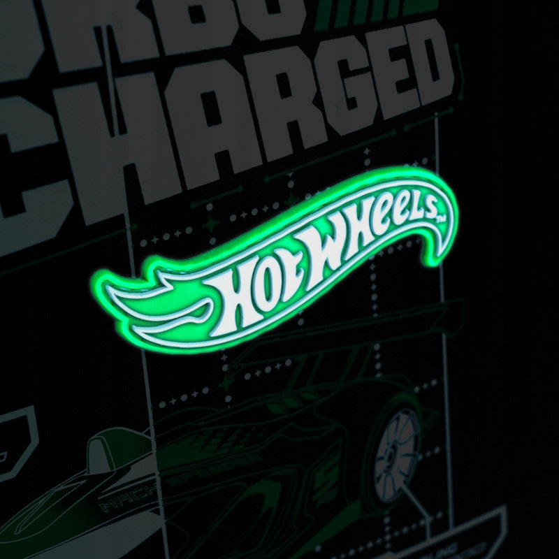 wystrój: nadruk trójwymiarowy, gumowa plakietka świecąca w ciemności