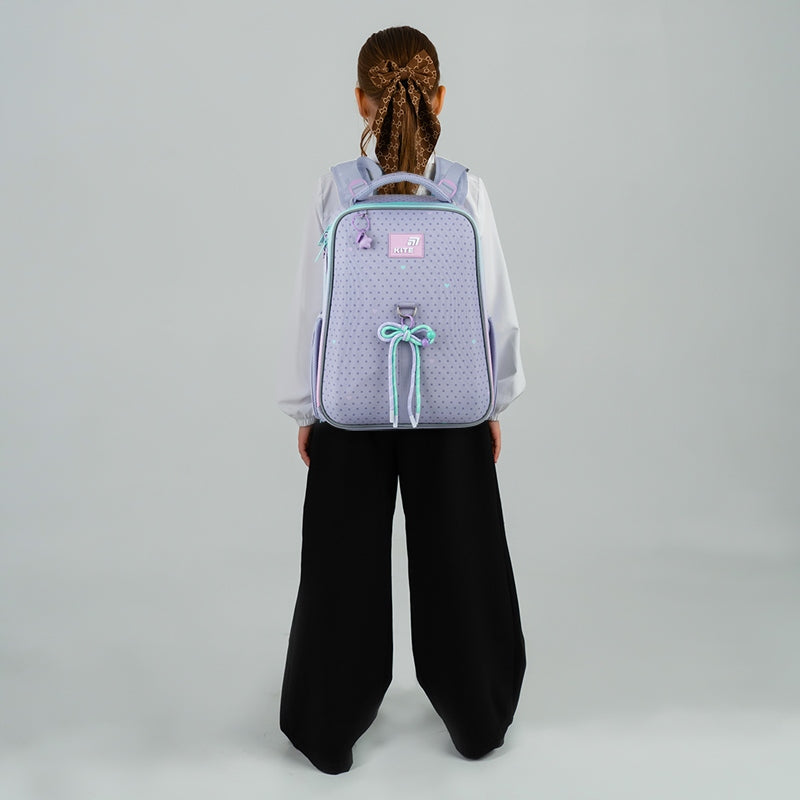 Tornister szkolny Kite K26-531M widok z tyłu