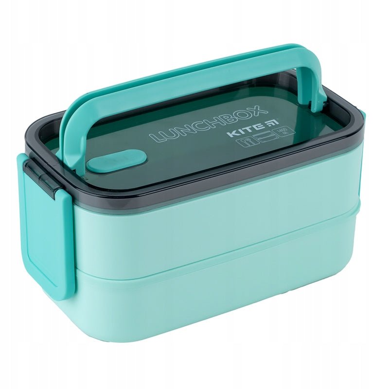 Lunchbox Kite K23-183-2 został wykonany z wysokiej jakości i bezpiecznego plastiku spożywczego, który nie pochłania zapachów, nie wpływa na smak potraw i nie zawiera BPA.
