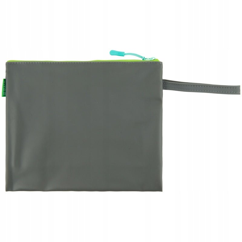 Silikonowa teczka na suwak z uchwytem na zamek B5 Kite K22-469-02 pozwoli zachować zeszyty w porządku, a także zorganizuje wzorowy porządek w plecaku. W teczce możesz umieścić zeszyty i drobne artykuły papiernicze.