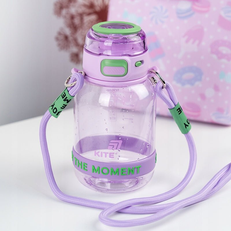 Bidon na wodę 700ml pasek na ramię uchwyt fioletowy Kite
