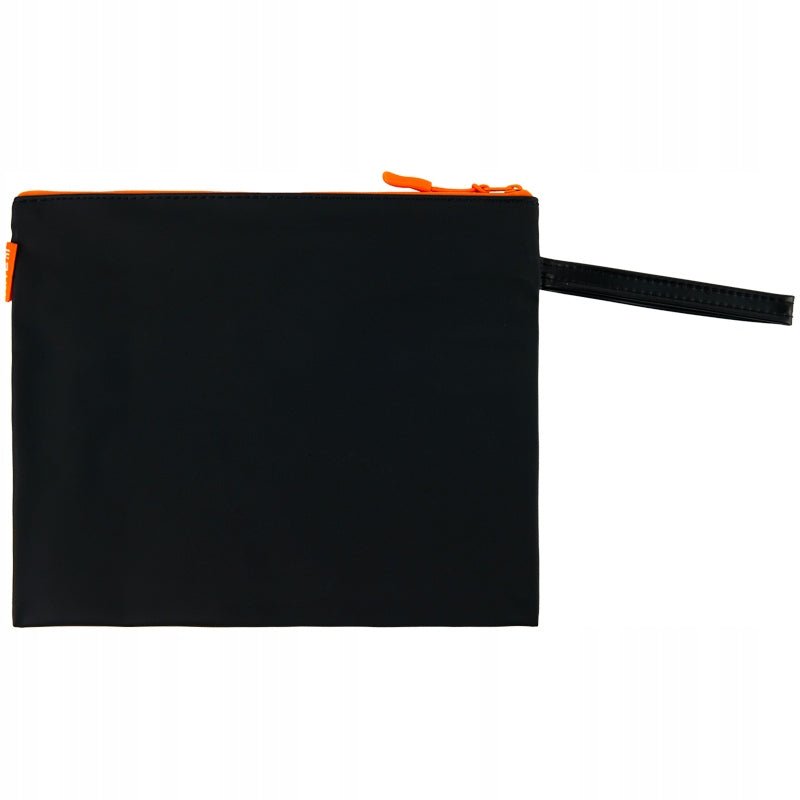 Silikonowa teczka na suwak z uchwytem na zamek B5 K22-469-04 - pozwoli zachować zeszyty w porządku, a także zorganizuje wzorowy porządek w plecaku. W teczce możesz umieścić zeszyty i drobne artykuły papiernicze.