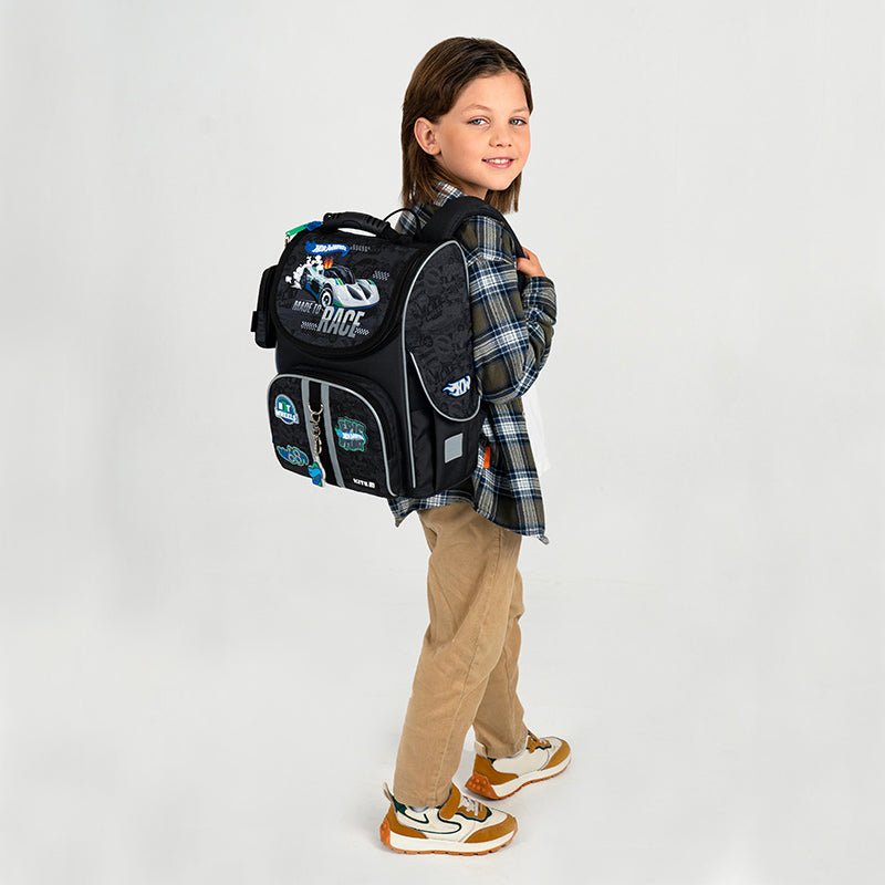 Tornister twardy Kite z elementami odblaskowymi