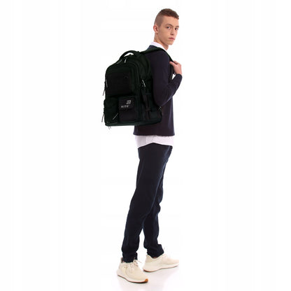 Pojemny Kite 24 l w czerni z ergonomicznym tyłem i regulowanym pasem na klatkę