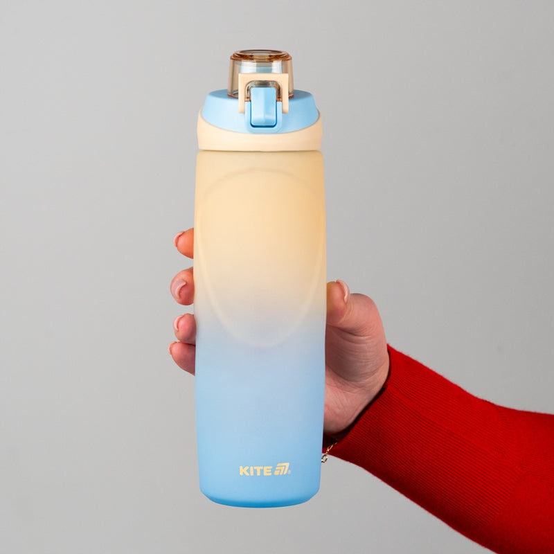 Butelka BPA Free Kite – prezentacja przejścia kolorów.