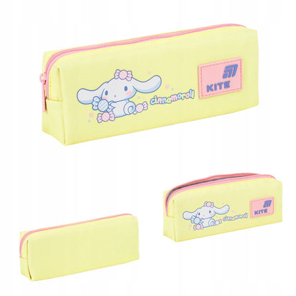 Żółty piórnik Kite z wizerunkiem Cinnamoroll i efektem wypukłości 3D.