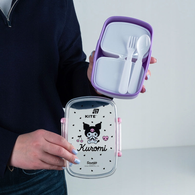 Pojemnik śniadaniowy Kite 750 ml z grafiką postaci Kuromi.