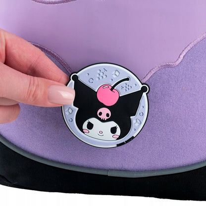 Gumowa okrągła naszywka z fioletowym motywem Sanrio na rzep.