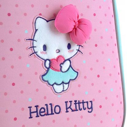 Tornister szkolny Kite – detal haftu Hello Kitty