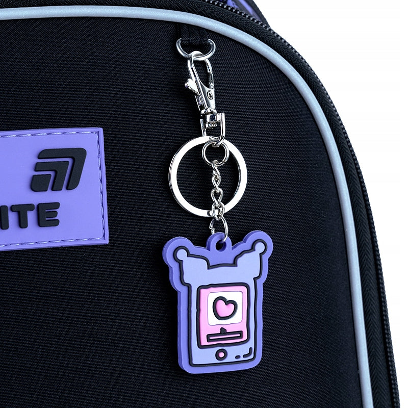 Tornister szkolny Kuromi Kite – dekoracyjny brelok przy zamku