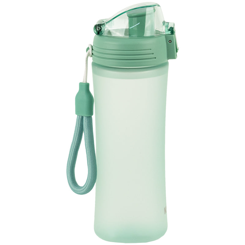 Praktyczny organizer szkolny dla dzieci w formie tritanowego bidonu o pojemności 500 ml.