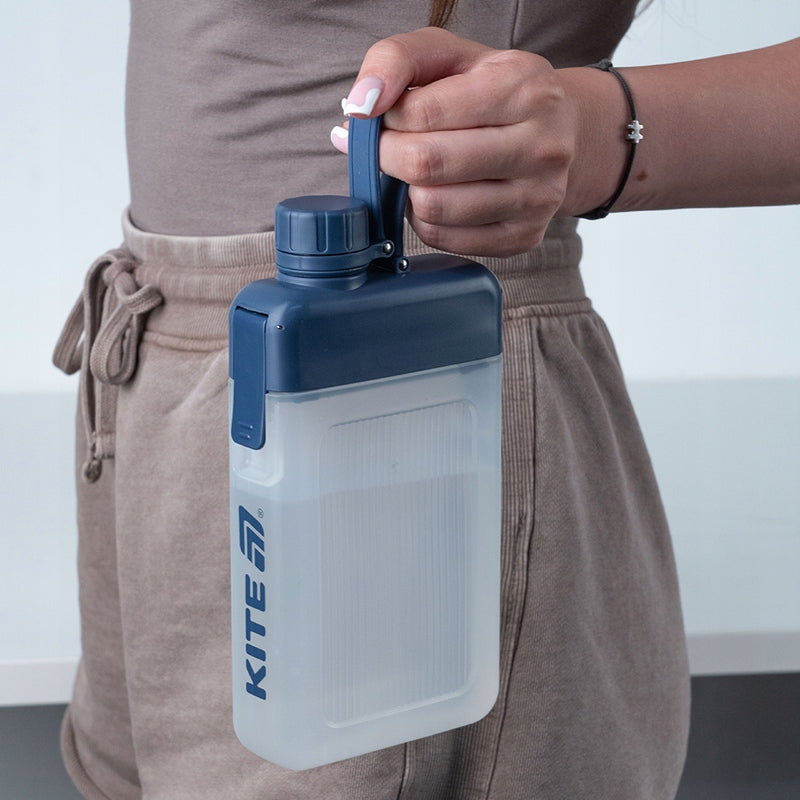 Lekki bidon Kite 450 ml szczelny i ergonomiczny dla dzieci
